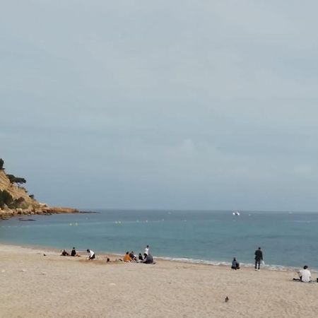 Apartamento Au Calme, 200M Du Centre T2 Avec Balcon Et Parking Cassis Exterior foto
