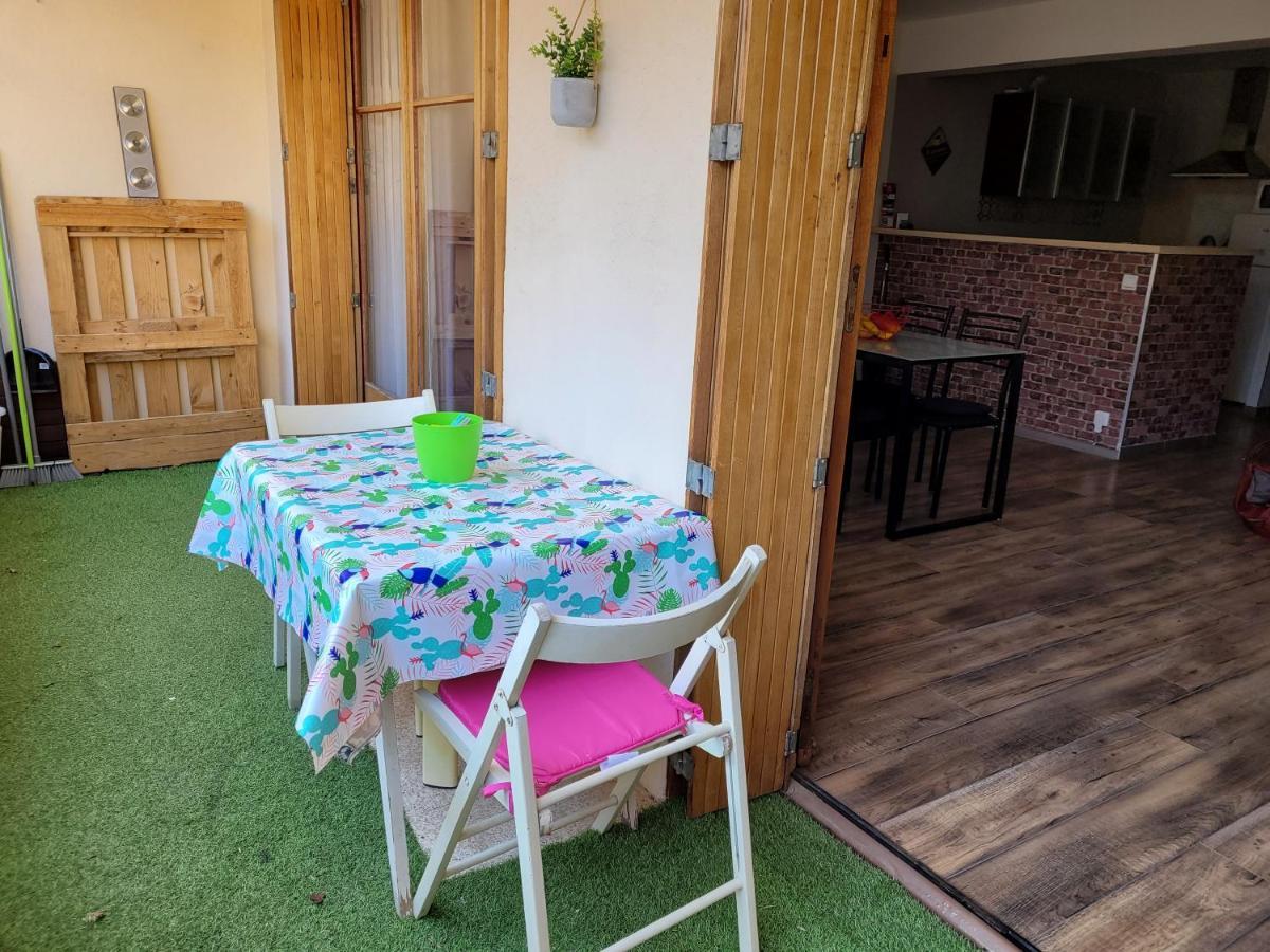 Apartamento Au Calme, 200M Du Centre T2 Avec Balcon Et Parking Cassis Exterior foto
