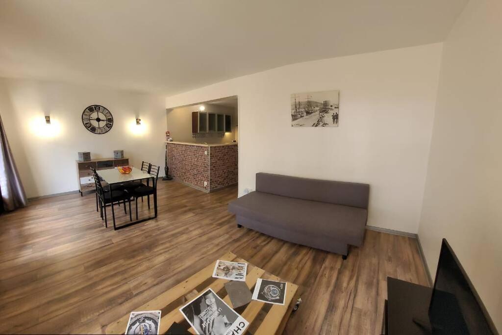 Apartamento Au Calme, 200M Du Centre T2 Avec Balcon Et Parking Cassis Exterior foto